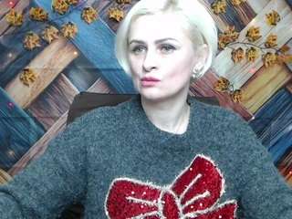 oliviahorst's CamSoda show and profile