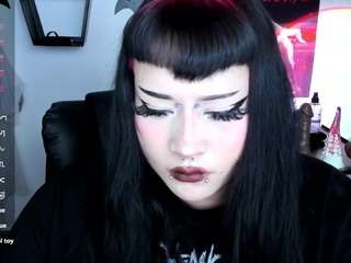 cristal-kosh Live Webcam on CamSoda