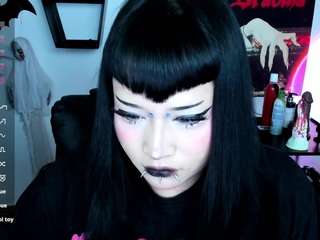 cristal-kosh's CamSoda show and profile