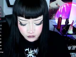 cristal-kosh live cam preview
