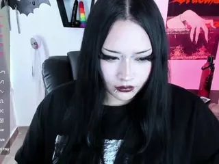 cristal-kosh's Live Sex Cam Show