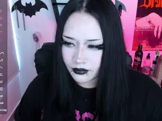 cristal-kosh's Live Sex Cam Show