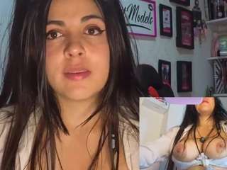 miasavagex20's CamSoda show and profile