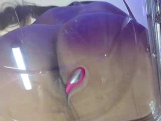 miasavagex20's CamSoda show and profile