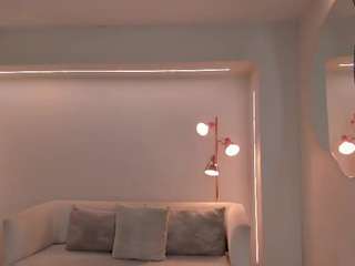 milarussell webcam model