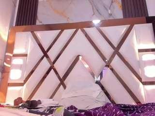 Live cam show with molly-sweett
