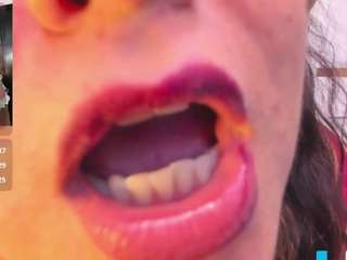 molly-sweett's live room
