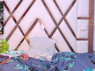 Live cam show with molly-sweett