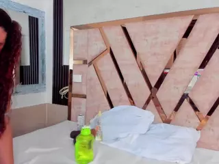 molly-sweett's Live Sex Cam Show