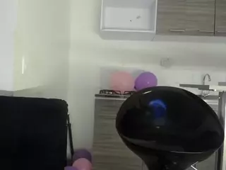 SilvanaRoushe's Live Sex Cam Show