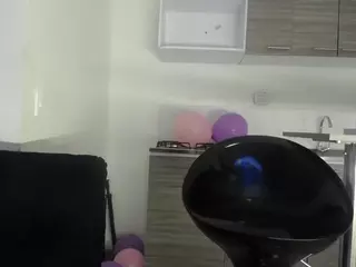 SilvanaRoushe's Live Sex Cam Show