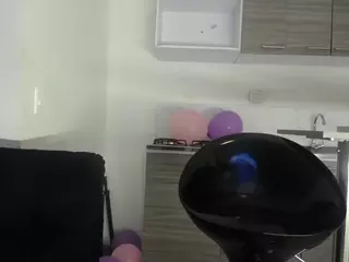SilvanaRoushe's Live Sex Cam Show