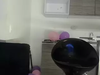 SilvanaRoushe's Live Sex Cam Show