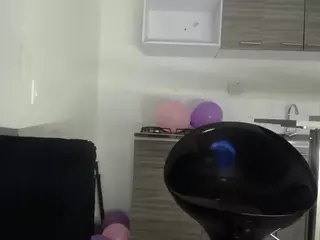 SilvanaRoushe's Live Sex Cam Show