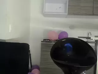 SilvanaRoushe's Live Sex Cam Show