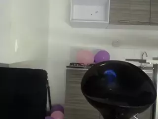 SilvanaRoushe's Live Sex Cam Show