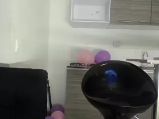 SilvanaRoushe's Live Sex Cam Show