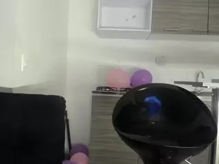SilvanaRoushe's Live Sex Cam Show