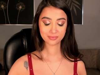 valeriavelvet from camsoda