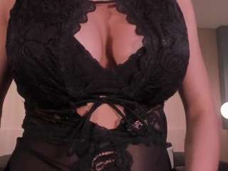 valeriavelvet webcam