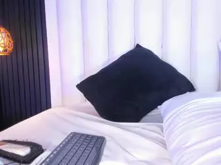 Caitlyn's Live Sex Cam Show