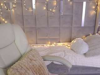 cozymell Live Webcam on CamSoda