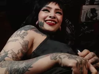 HeraInk's Live Sex Cam Show