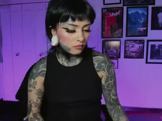 HeraInk's Live Sex Cam Show