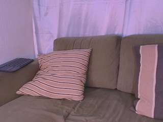 isabellassmith's CamSoda show and profile