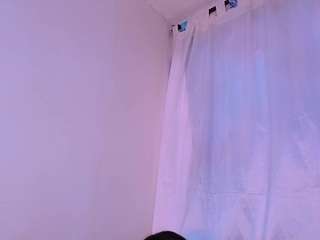 isabellassmith Live Webcam on CamSoda