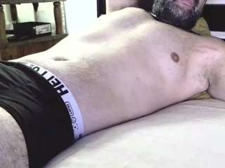 machoathome Live Webcam on CamSoda