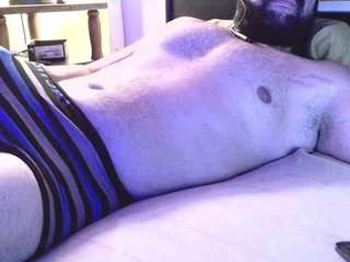 machoathome