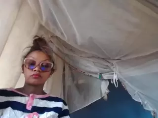 goddessmia777's Live Sex Cam Show