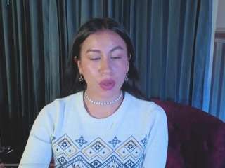 emmygomez's CamSoda show and profile