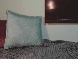 emmygomez Live Webcam on CamSoda