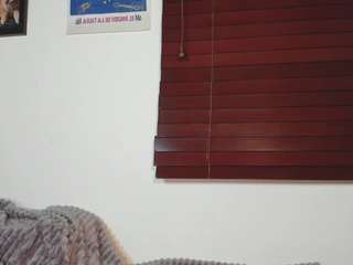 emmygomez's CamSoda show and profile