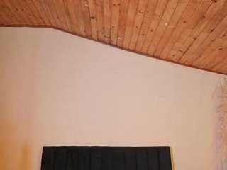 emmygomez, female webcam model,  years old, on live webcam