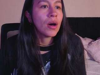 Emilia live webcam show