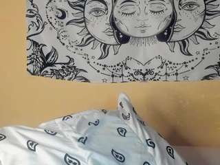 Emilia live cam preview