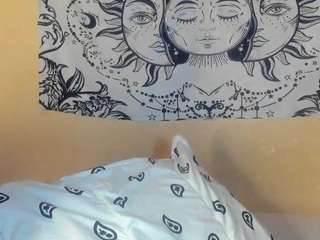 Emilia live cam preview