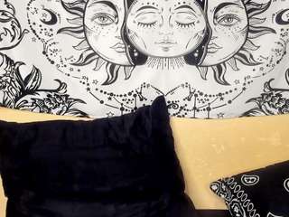 Emilia live cam preview