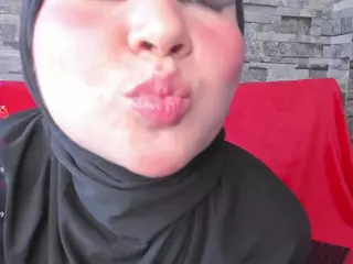 Hiyab-Sami's Live Sex Cam Show