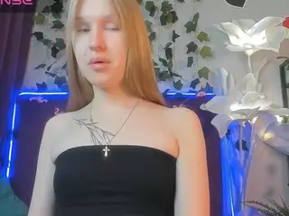 Priscilla-Moore's Live Sex Cam Show