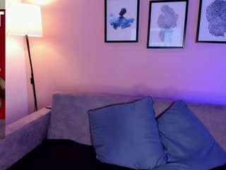 sheyla-hills Live Webcam on CamSoda