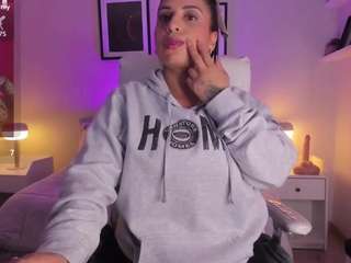 sheyla-hills