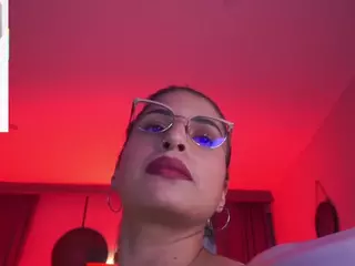 sheyla Hills's Live Sex Cam Show