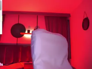 sheyla Hills's Live Sex Cam Show