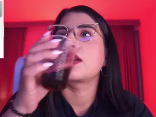 sheyla Hills's Live Sex Cam Show