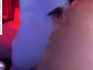 sheyla Hills's Live Sex Cam Show