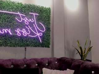 amyharloww webcam model